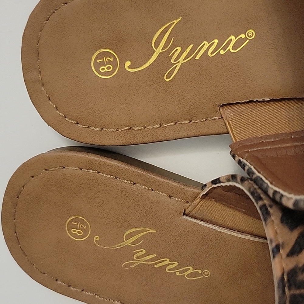 Sandals - Picture 3 of 5